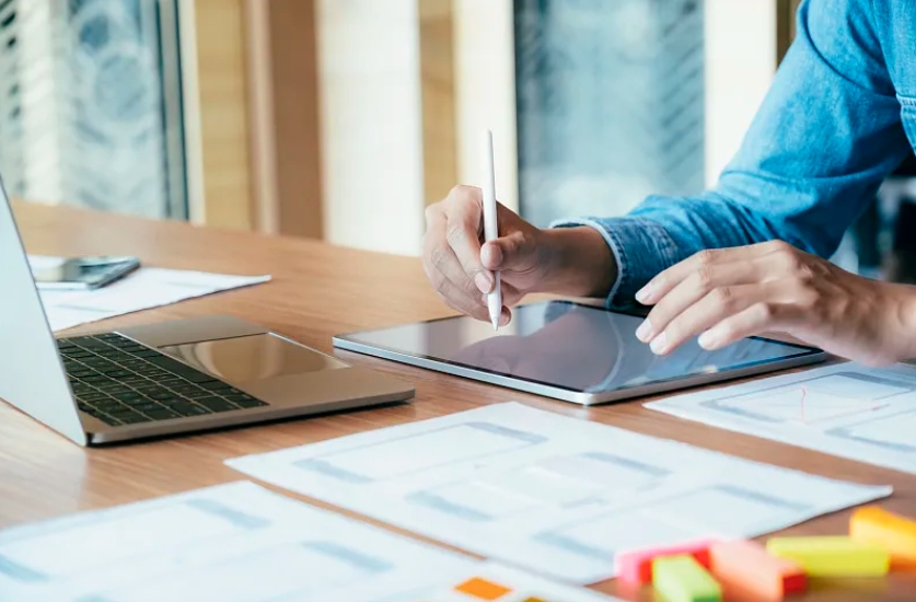 蘭州網(wǎng)站定制設(shè)計(jì)的流程及注意事項(xiàng)